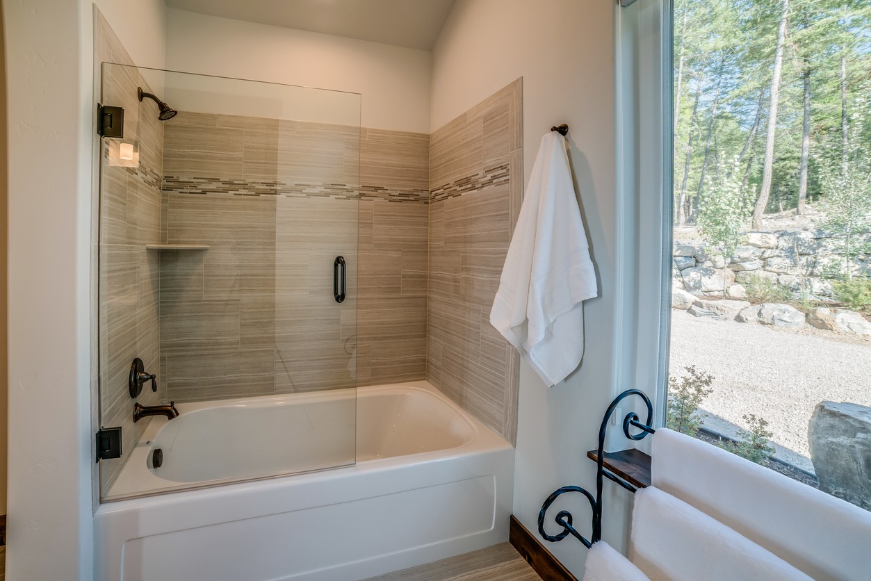 Shower & Tub Installation in Croom